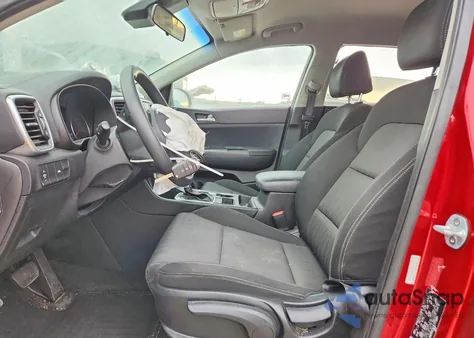 2020 Kia Sportage Lx z USA, uszkodzony, nr VIN KNDPMCAC5L7775094